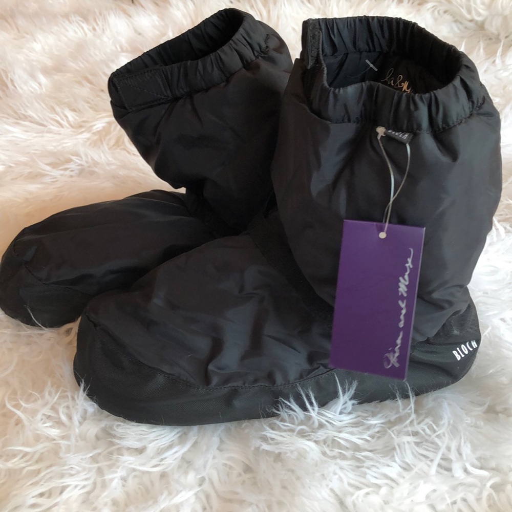 NEW NEVER USED Bloch ballet slipper booties!